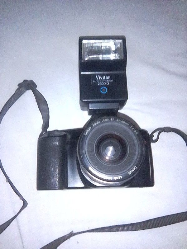 Canon EOS Rebel Film Camera with Vivitar Auto Thyristor 2600-D