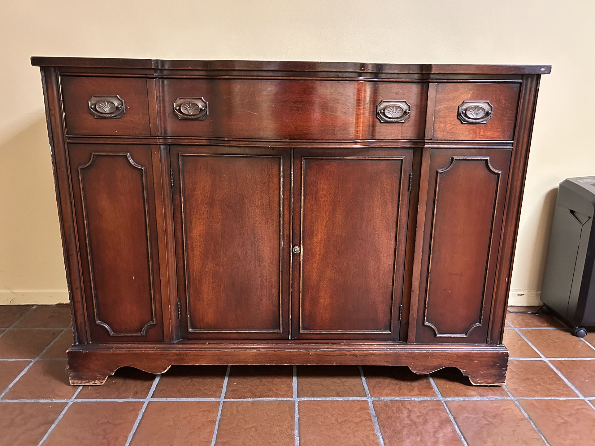WOOD CABINET