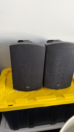 2 Klipsch Outdoor Speakers  Klipsch AW-650