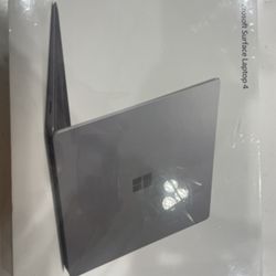 Microsoft Surface Laptop 4