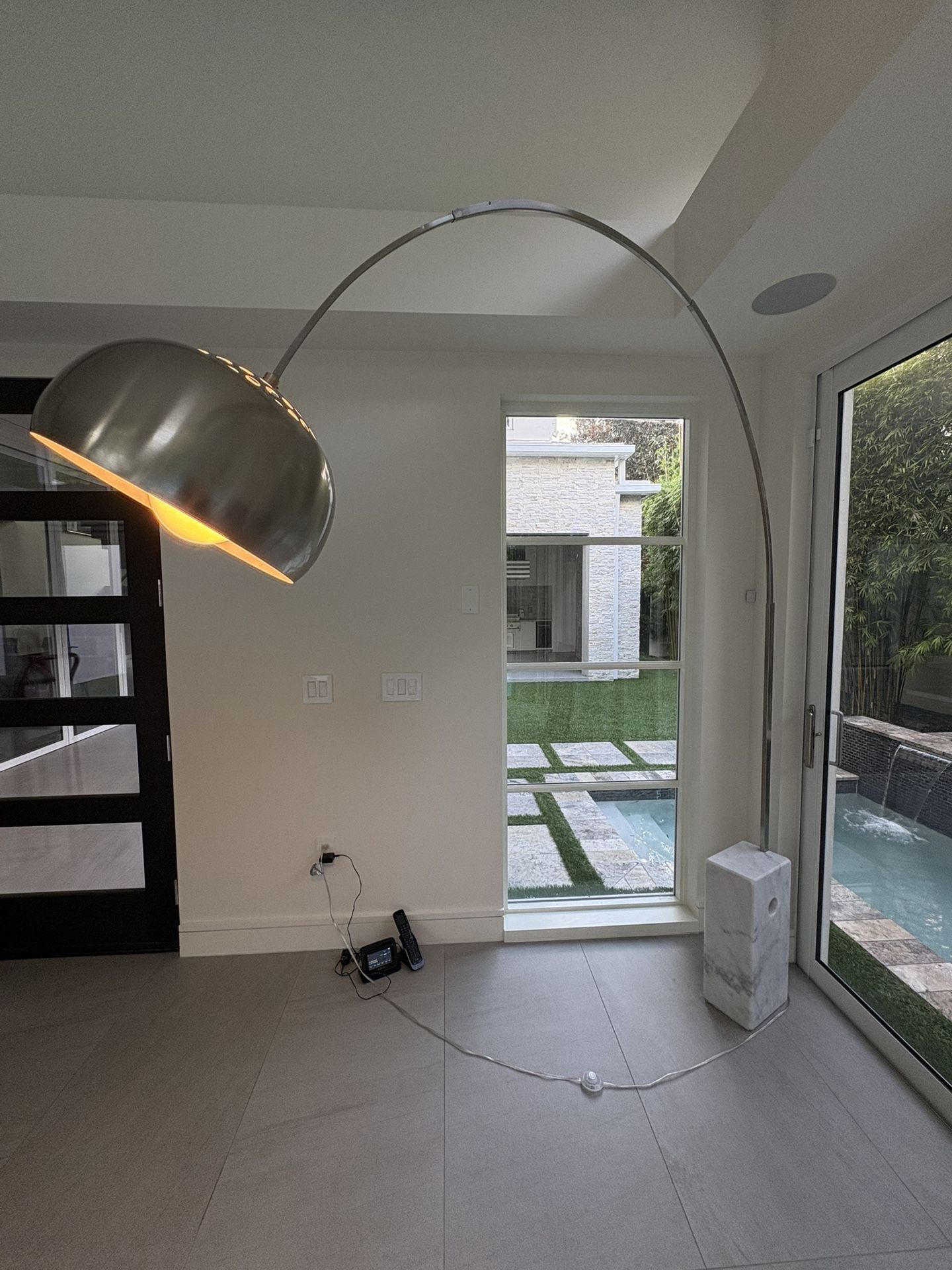 Corner Lamp