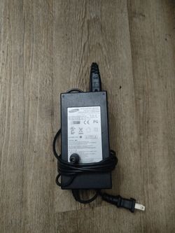 Samsung 23v Power Adapter (Model: PS42W-24J1) For Sale