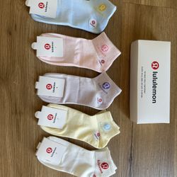 Lululemon 5pk Crew Socks 