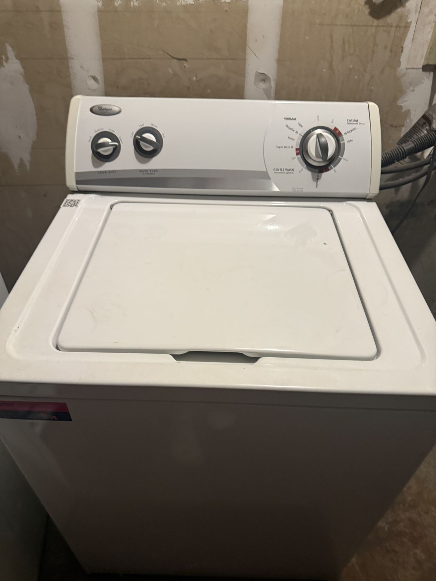 2 Dryers And A Washing Machine (Free Just Come Pick Up)