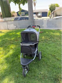 Dog stroller