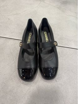 BRAND NEW Patent Calfskin Mary Janes Flats 38 Black