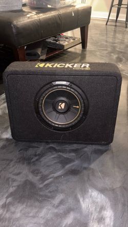 Kicker Comp C Subwoofer With Skar Audio Amp