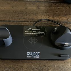 Charging Station 6-in-1  Multi Functional Smart Phone , Watch & Earbuds 