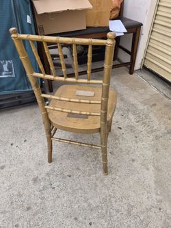 Chavarri  chairs