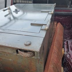 Commercial  Safe Around 1000lbs Smooth Combo Keys And Backups 