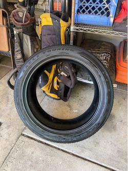 Used Goodyear Eagle Touring Tire – 285/45R22