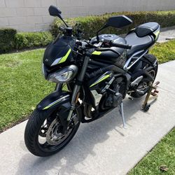 2020 Triumph Street Triple 765 RS