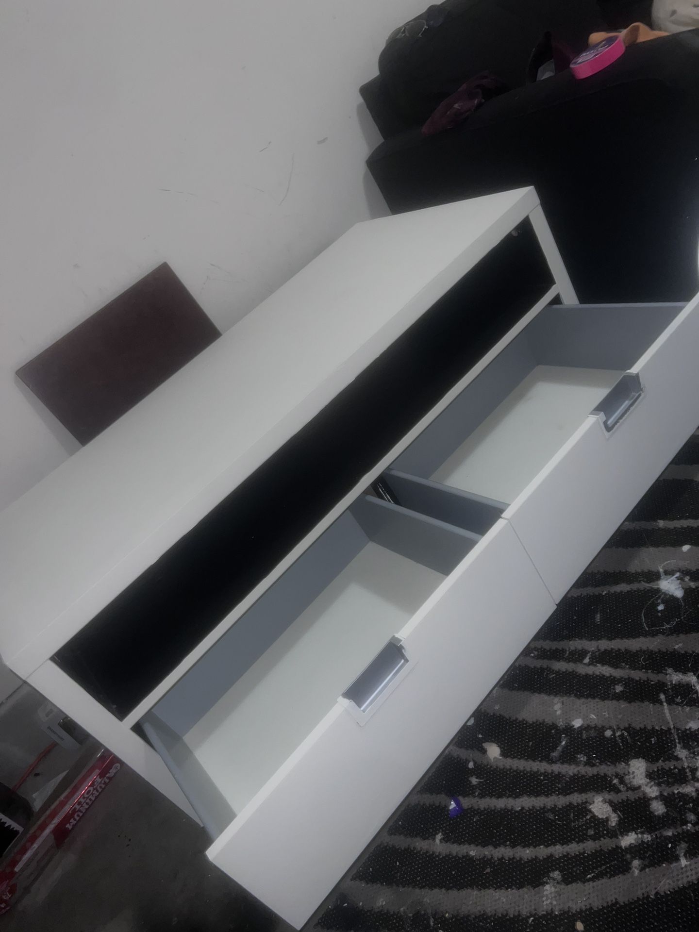 Rollable Entertainment Dresser