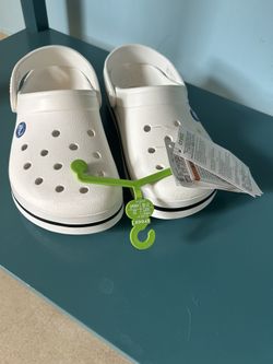 Crocs Size 7