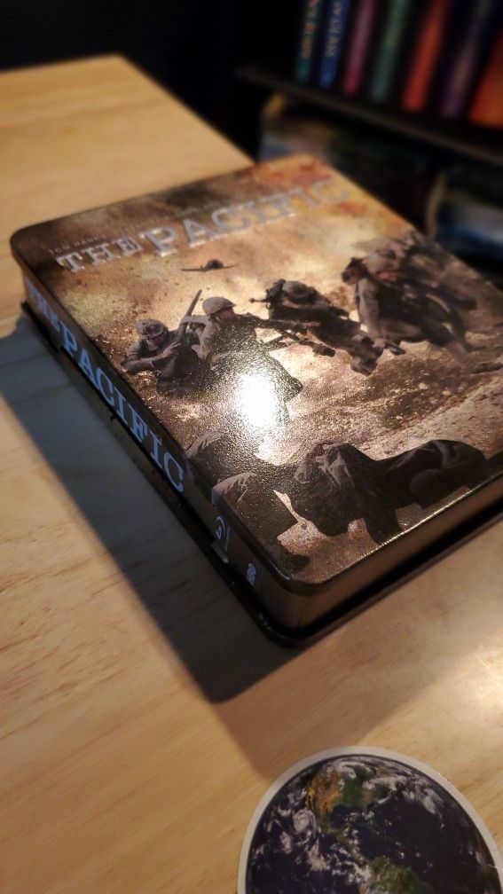 The Pacific - Blu-ray 6-disk DVD Set