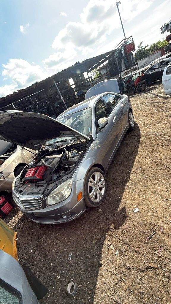 Mercedes cclass 2008 Only Parts 