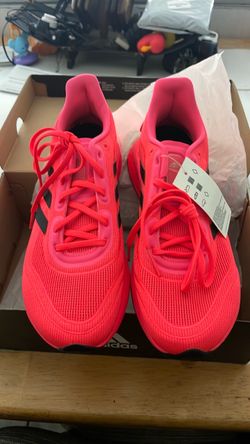 New Addidas supernova pink size 8 men’s