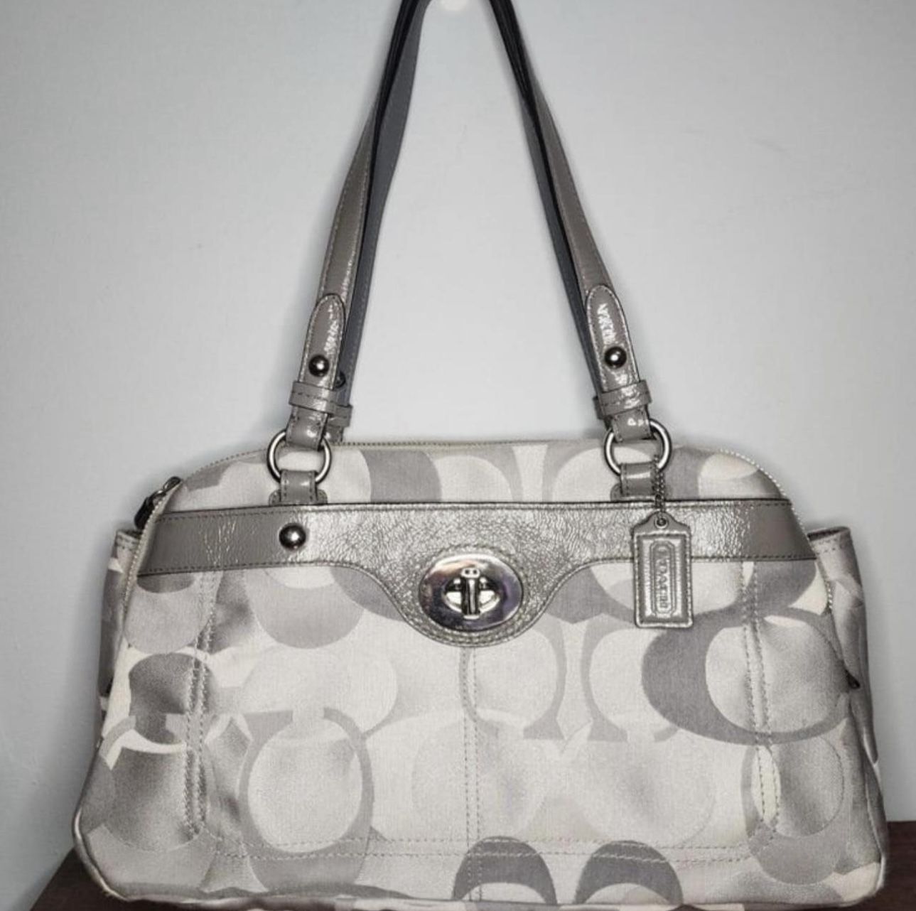 Vintage Penelope Turn Lock Large Satchel Handbag - Shades of Gray