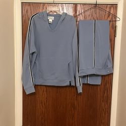 Women’s Hooded Sweat Suit