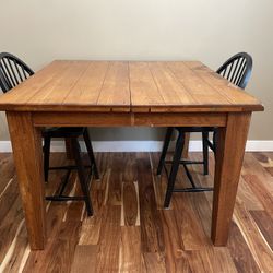 Dining Room Table w Leaf