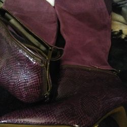 Burgundy 2 in 1 shoe boot with zipper to separate