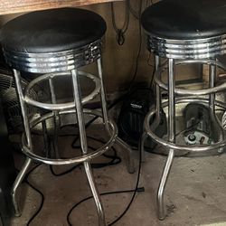 Retro 50s Style Rotating Bar Stools