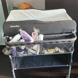 Like new changing Table 