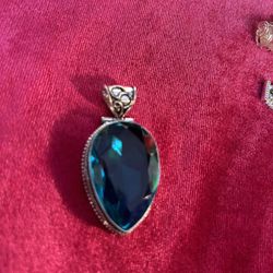 New 9.25 Silver Pendant 