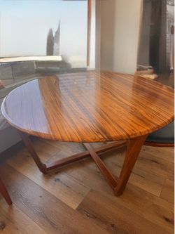 Dining table with free chair