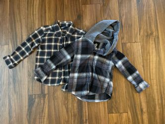 Boys size 4/5 T long sleeve shirts bundle