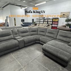 Free Delivery* Like New Gray Sectional Sofa with Recliners and Chaise Lounge! 
