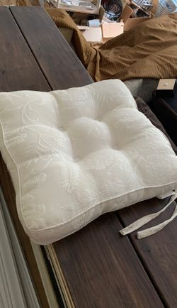 Chair pillow never used