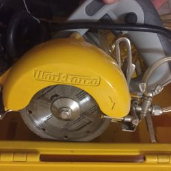 Workforce wet 4” tile cutter in Excellent condition Asking 75 firm