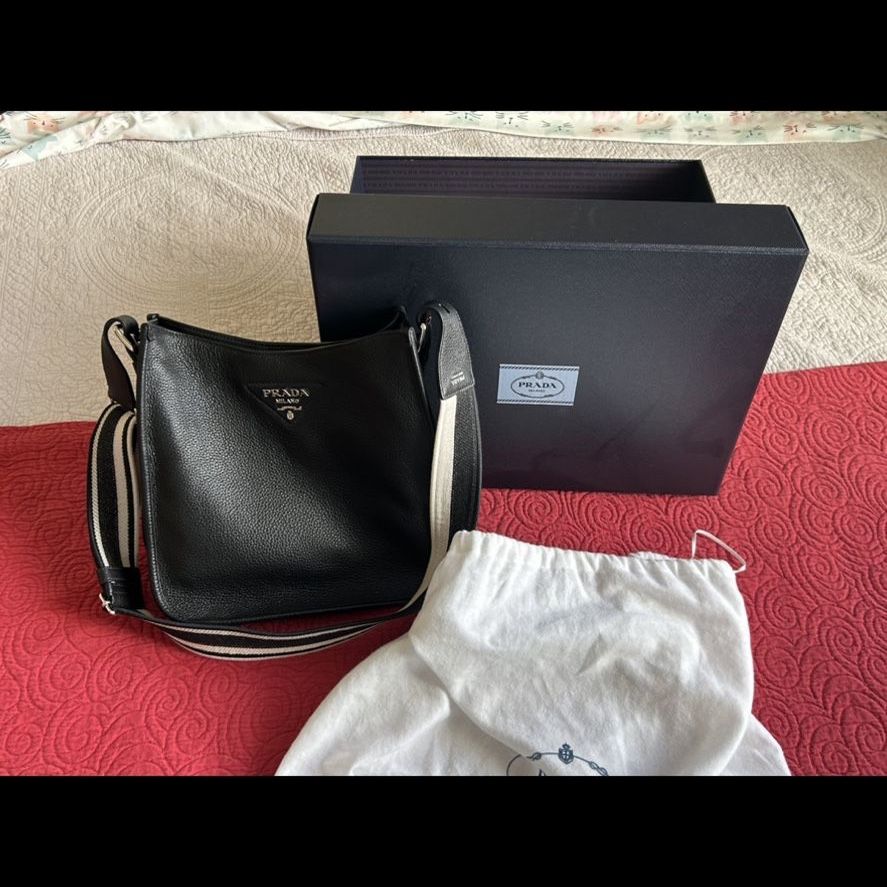 Brand New Prada Purse. Never Worn.