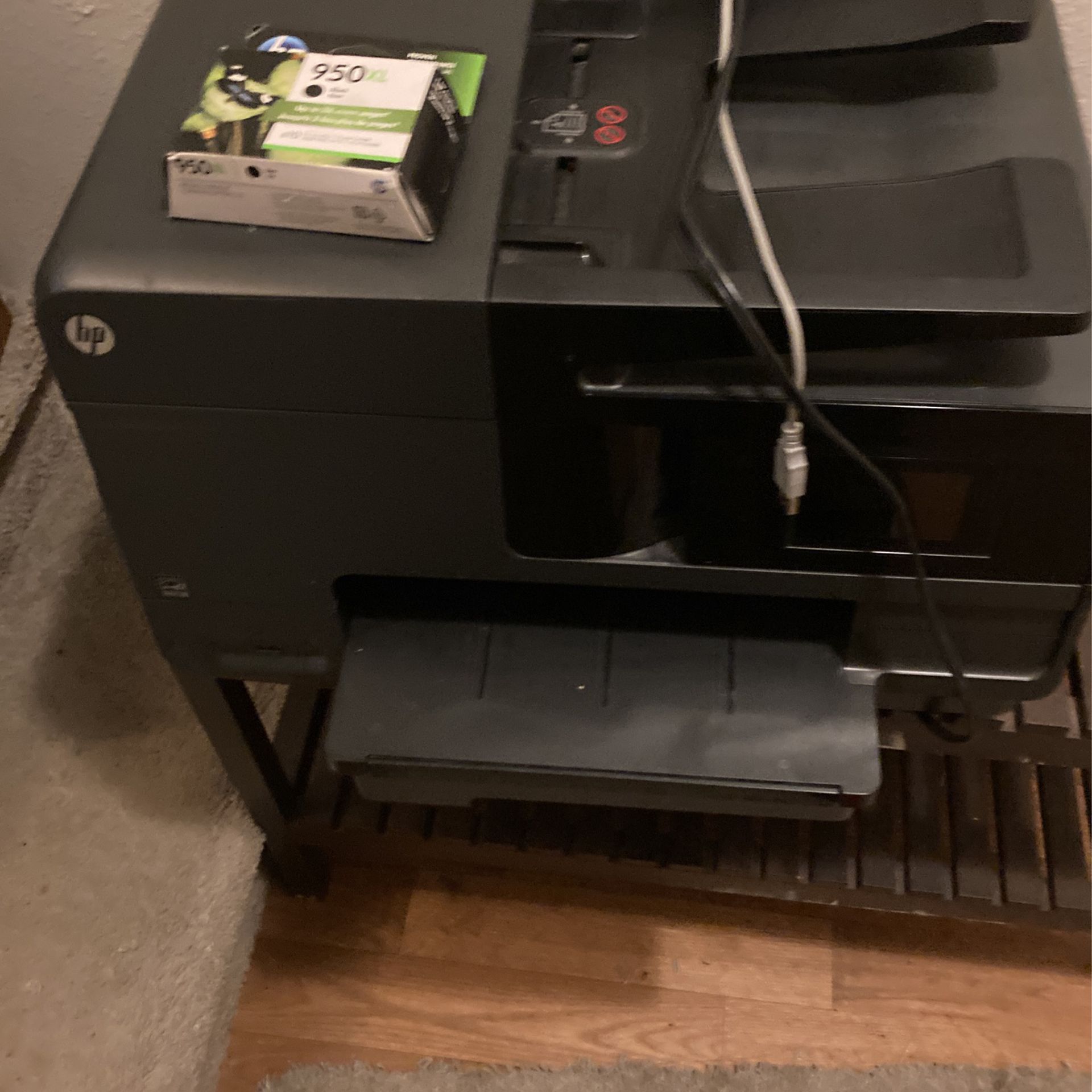 Nearly New HP 🖨️ Printer 