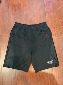 Supreme Jordan shorts size L