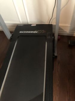 Schwinn 5350p Treadmill for Sale in Buckley WA OfferUp