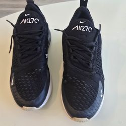Used Nike Air 270 Women's 7
