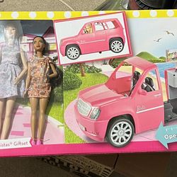 Barbie Limo & Fashionistas Gifts 4 Dolls Included. NEW!!! 