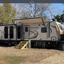 Rv/Camper