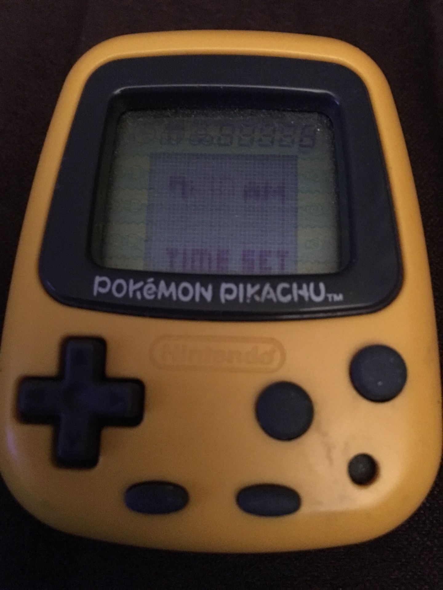 Nintendo pocket Pikachu Tamagotchi virtual pet