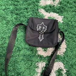 Trapstar Black Messenger Bag