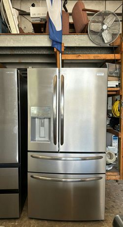 Frigidaire 4-Door Refrigerator (French Door Fridge with Drawer Freezer) - Ice Maker, Adjustable Shelves