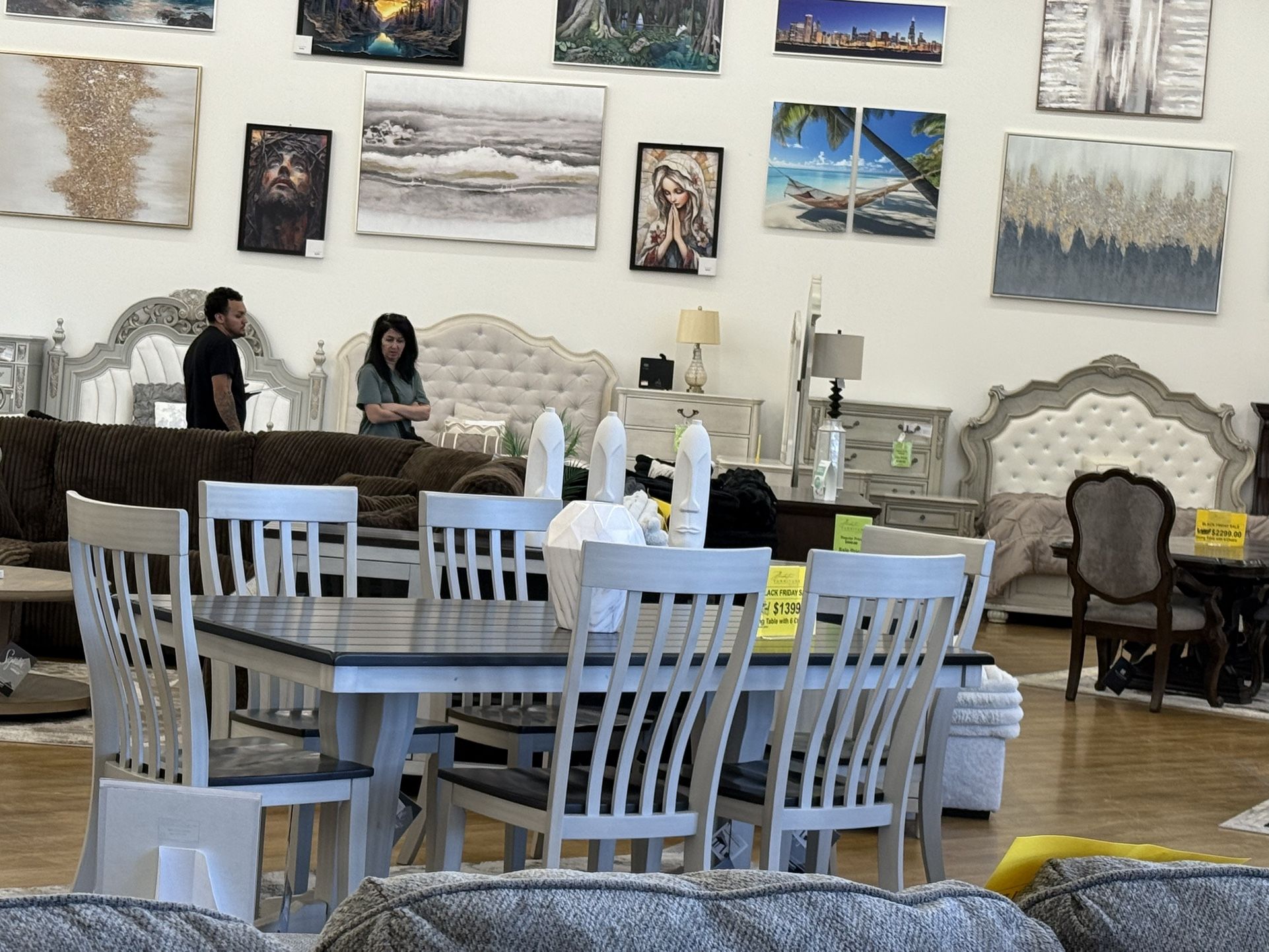 Dining Table + 6 Chairs