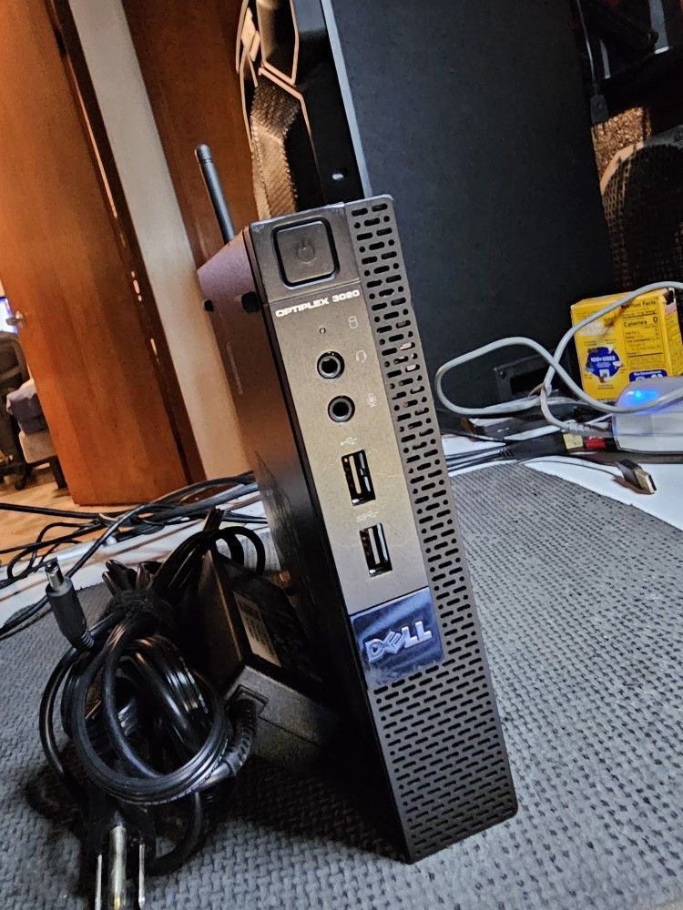 Dell  Mini PC i5-3.40GHz-CPU 8GB Ram 500GB SSD Wi-Fi Bluetooth 