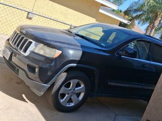 2013 jeep. Titulo limpio