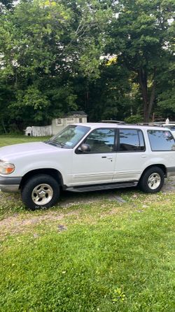 1999 Ford Explorer