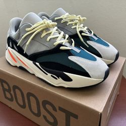 Adidas Yeezy WaveRunner Men’s Size 10