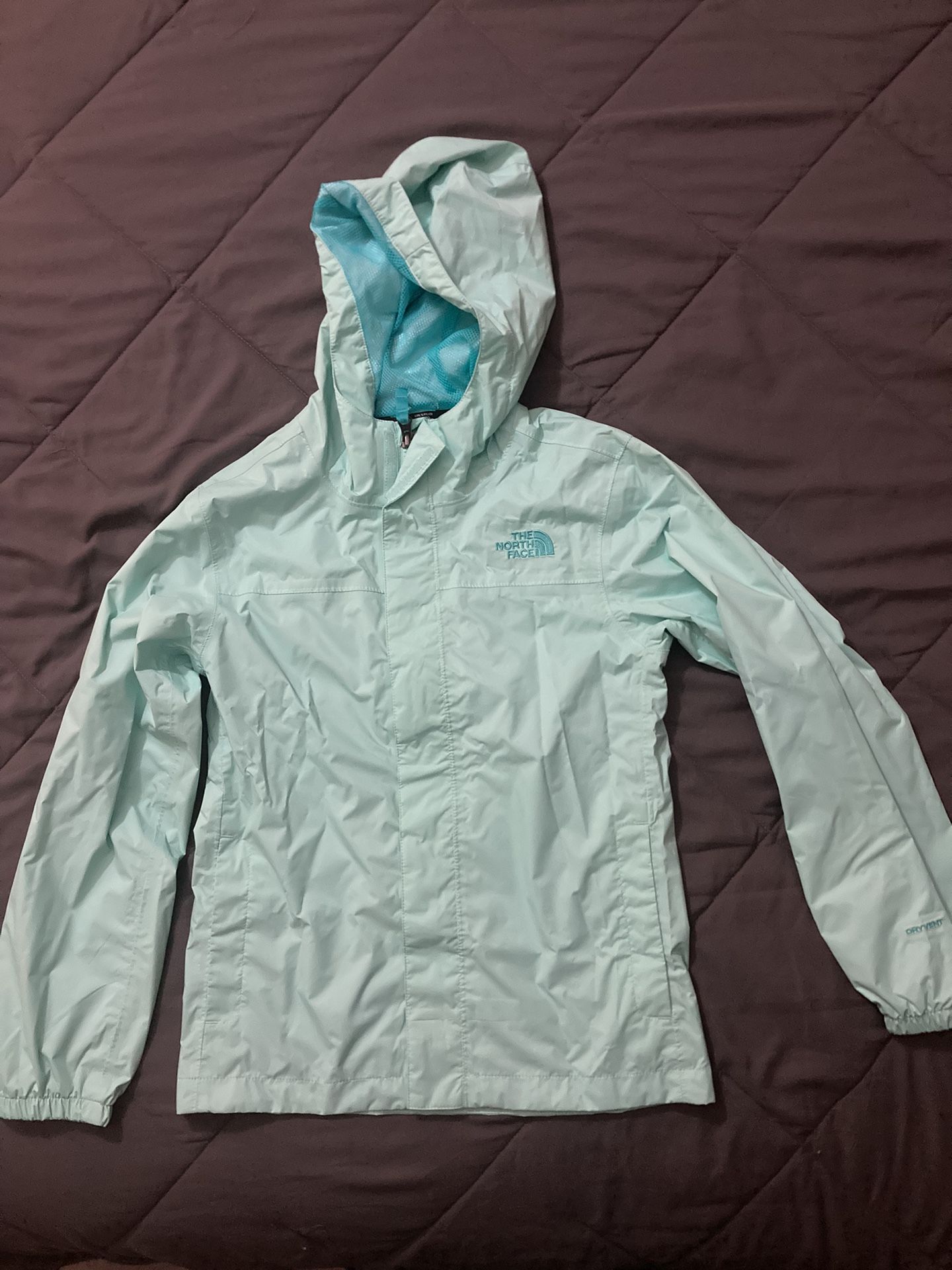 The North Face Girls Size M NEW Rain Jacket 