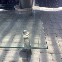 1/4 Inch Thick Tempered Glass Industrial Table